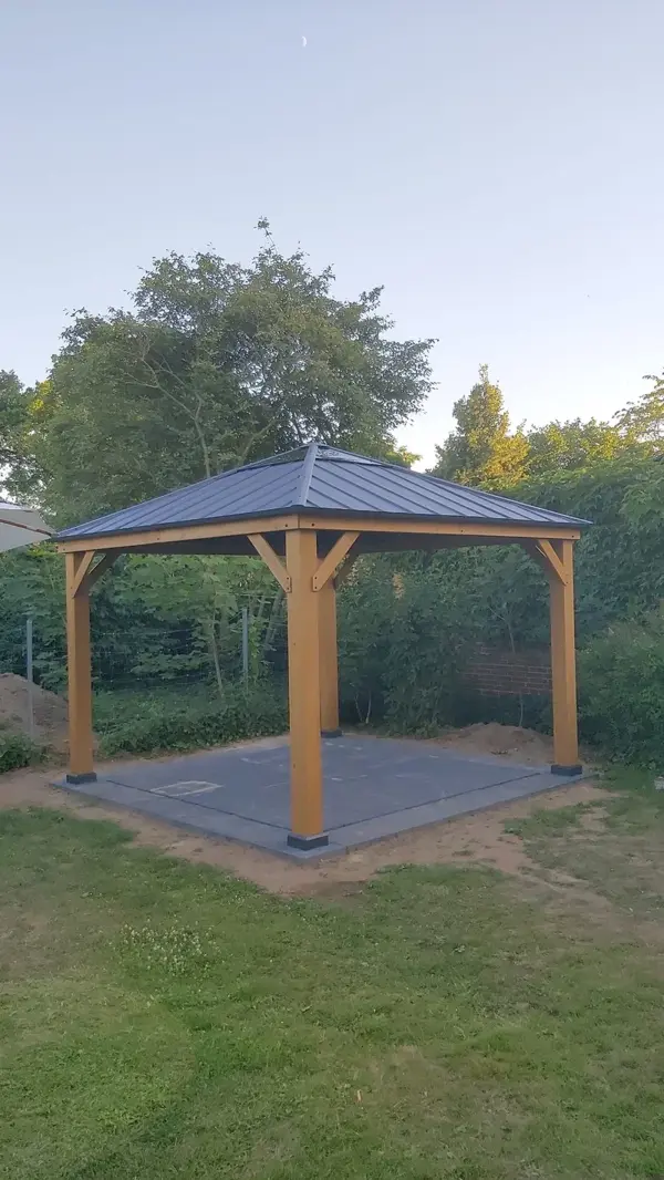 Bau eines Gartenpavillons